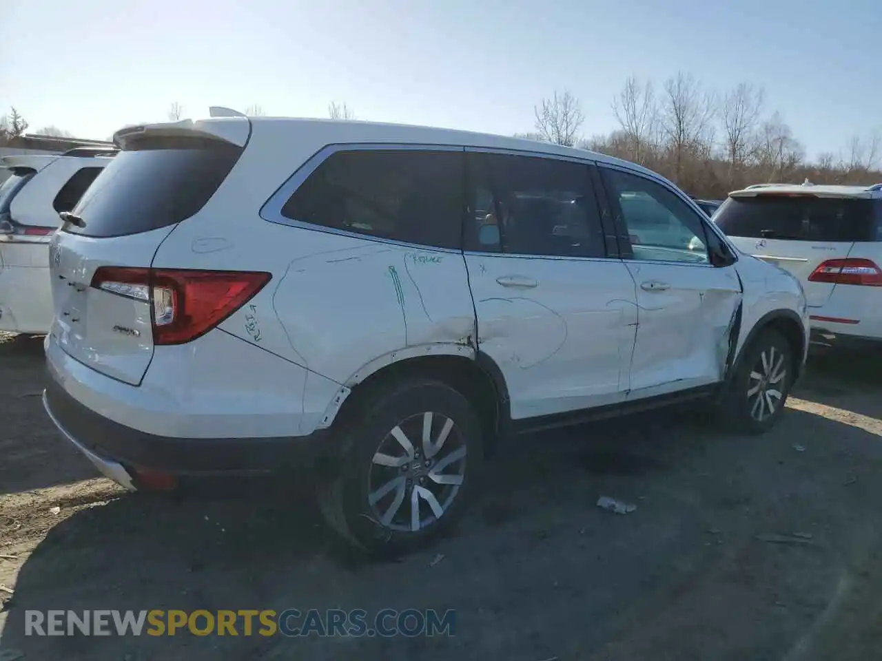 3 Photograph of a damaged car 5FNYF6H57KB061032 HONDA PILOT 2019