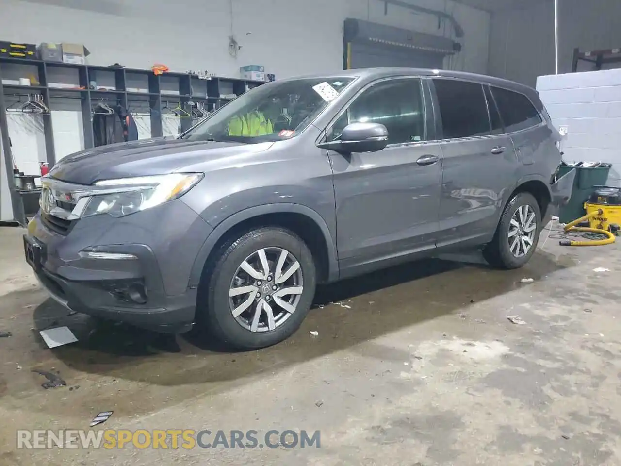 1 Photograph of a damaged car 5FNYF6H58KB023504 HONDA PILOT 2019
