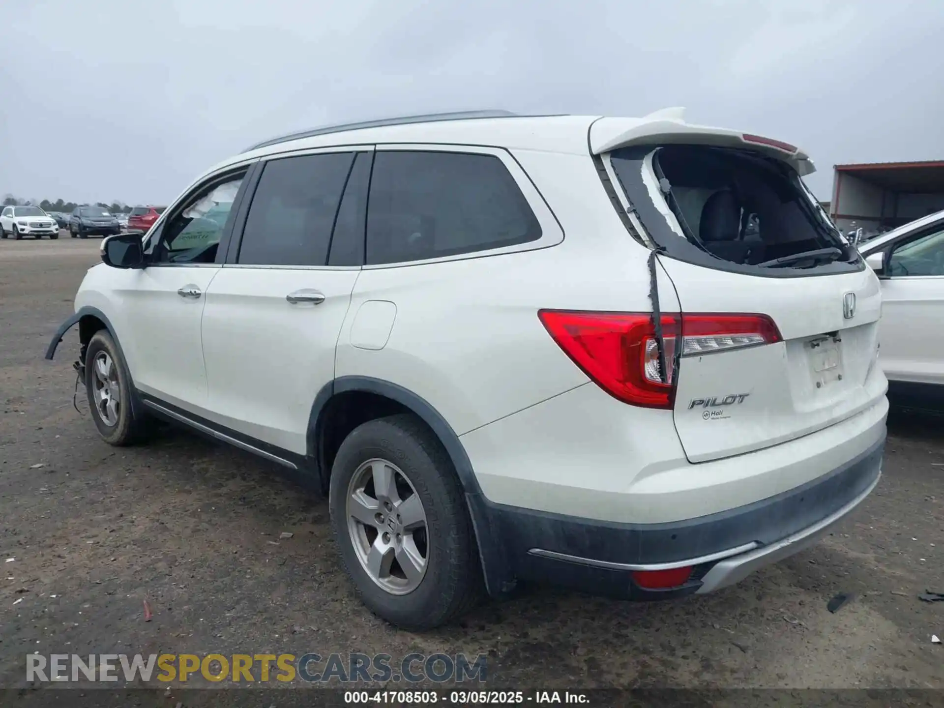 3 Photograph of a damaged car 5FNYF6H65KB035053 HONDA PILOT 2019