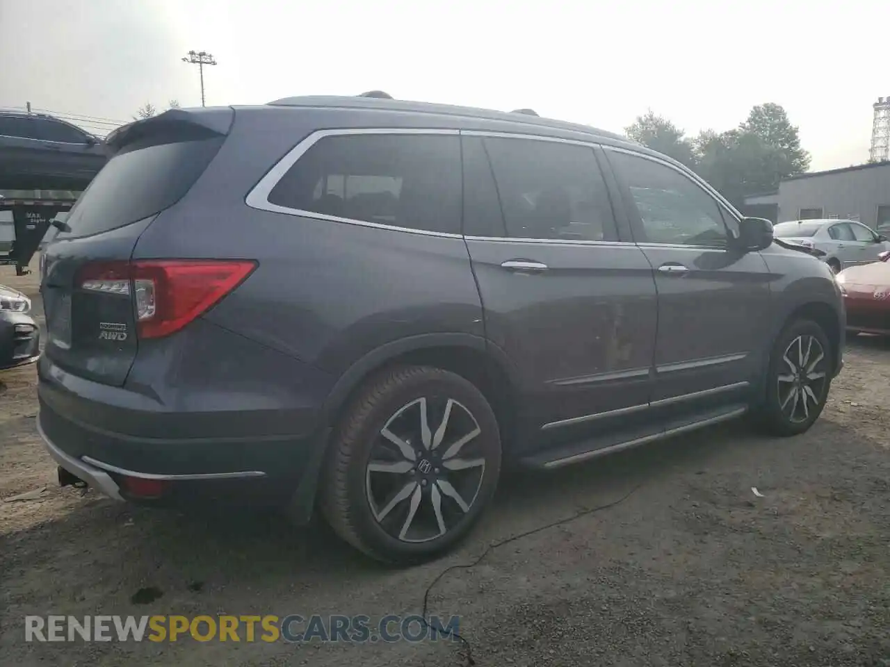 3 Photograph of a damaged car 5FNYF6H91KB016882 HONDA PILOT 2019