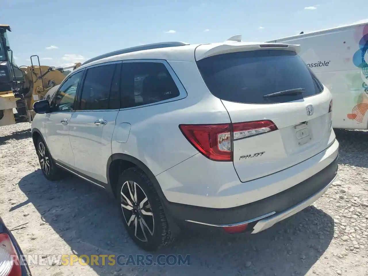 2 Photograph of a damaged car 5FNYF6H92KB027227 HONDA PILOT 2019