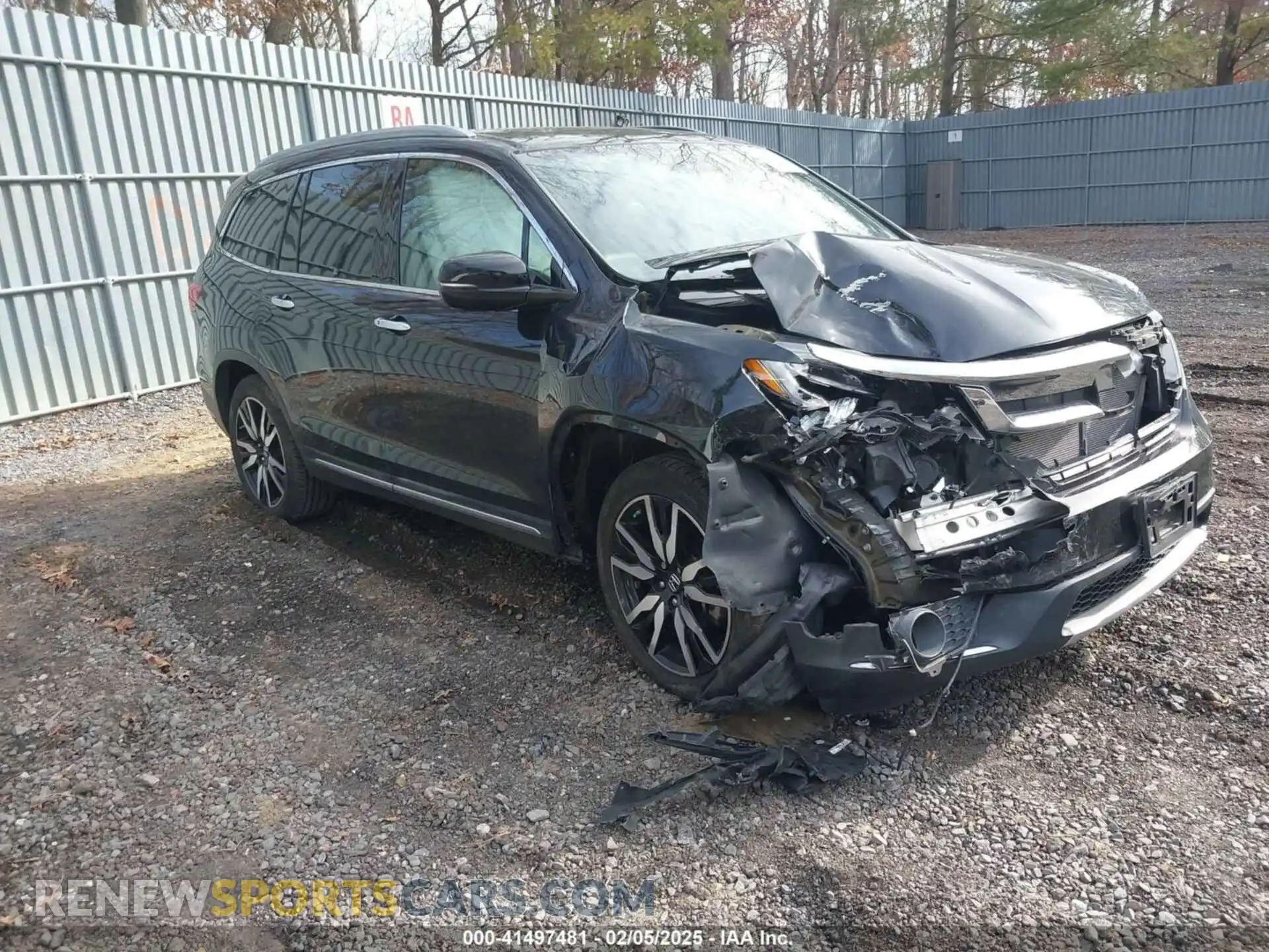 1 Photograph of a damaged car 5FNYF6H92KB040673 HONDA PILOT 2019