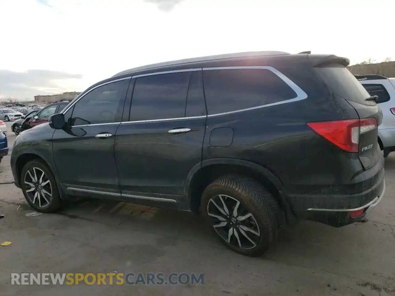 2 Photograph of a damaged car 5FNYF6H94KB024152 HONDA PILOT 2019