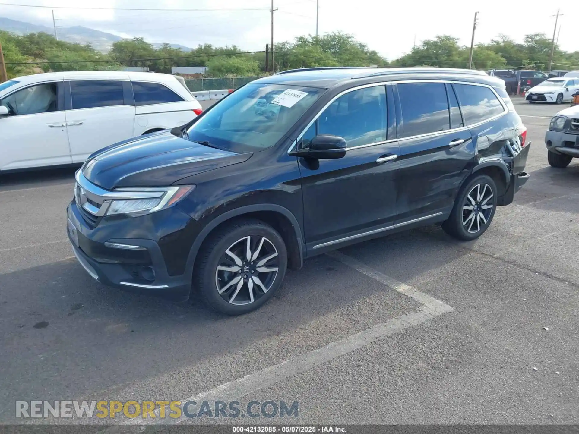 2 Photograph of a damaged car 5FNYF6H96KB015520 HONDA PILOT 2019