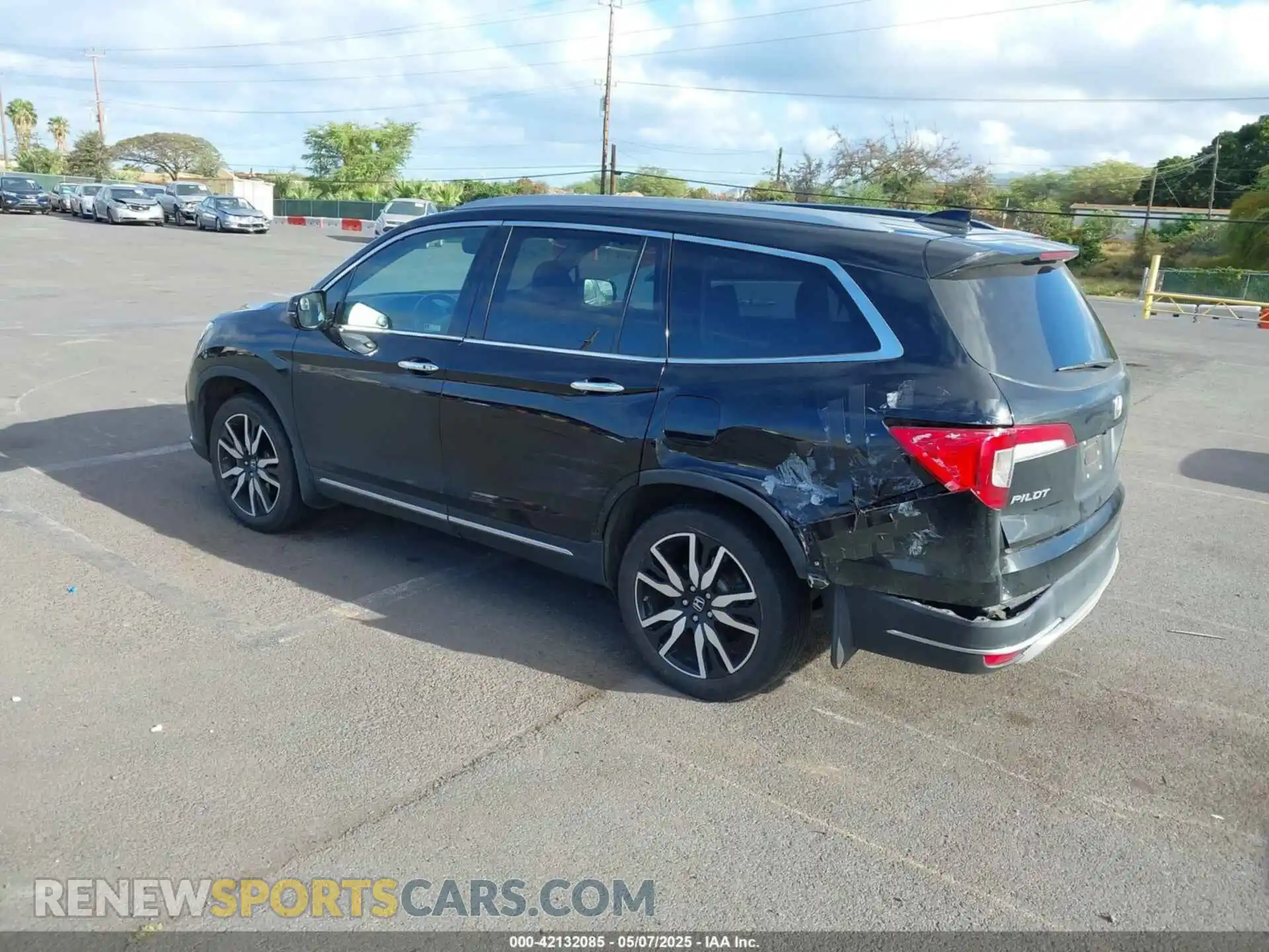 3 Photograph of a damaged car 5FNYF6H96KB015520 HONDA PILOT 2019