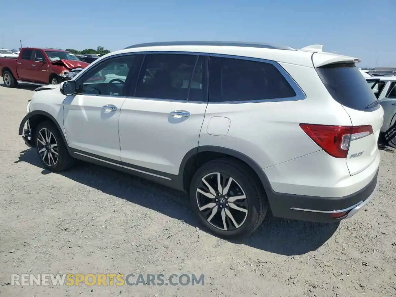 2 Photograph of a damaged car 5FNYF6H96KB057122 HONDA PILOT 2019