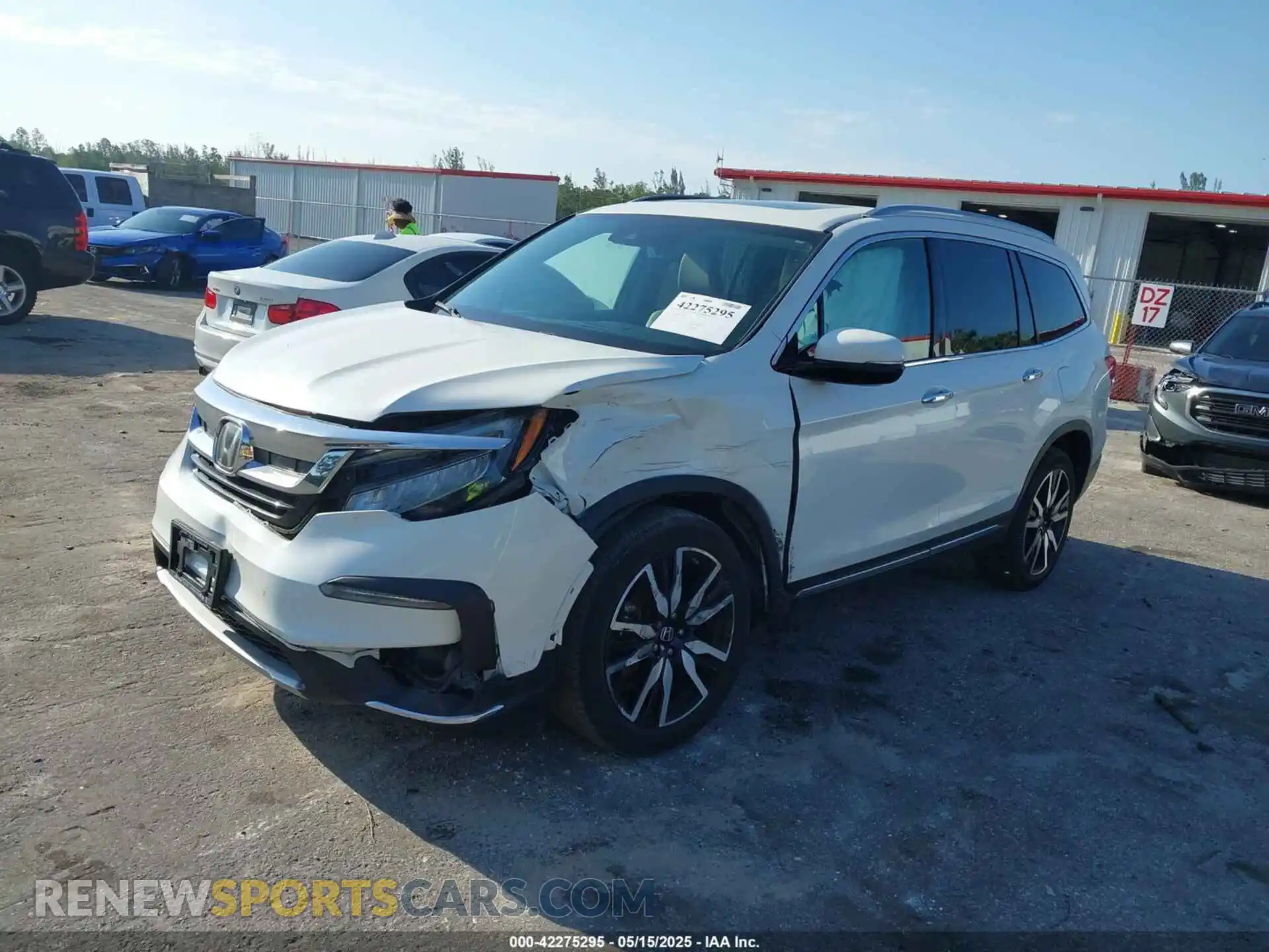 2 Photograph of a damaged car 5FNYF6H98KB016992 HONDA PILOT 2019