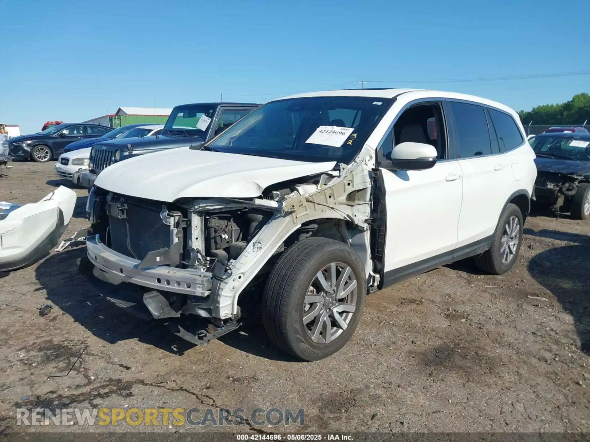 2 Photograph of a damaged car 5FNYF5H57LB008441 HONDA PILOT 2020