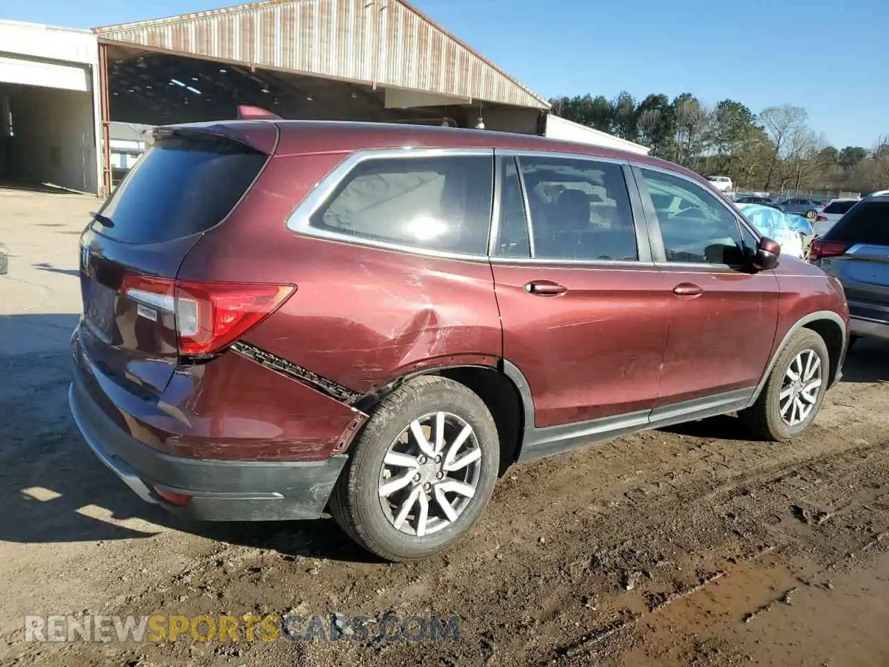 3 Photograph of a damaged car 5FNYF5H58LB012059 HONDA PILOT 2020
