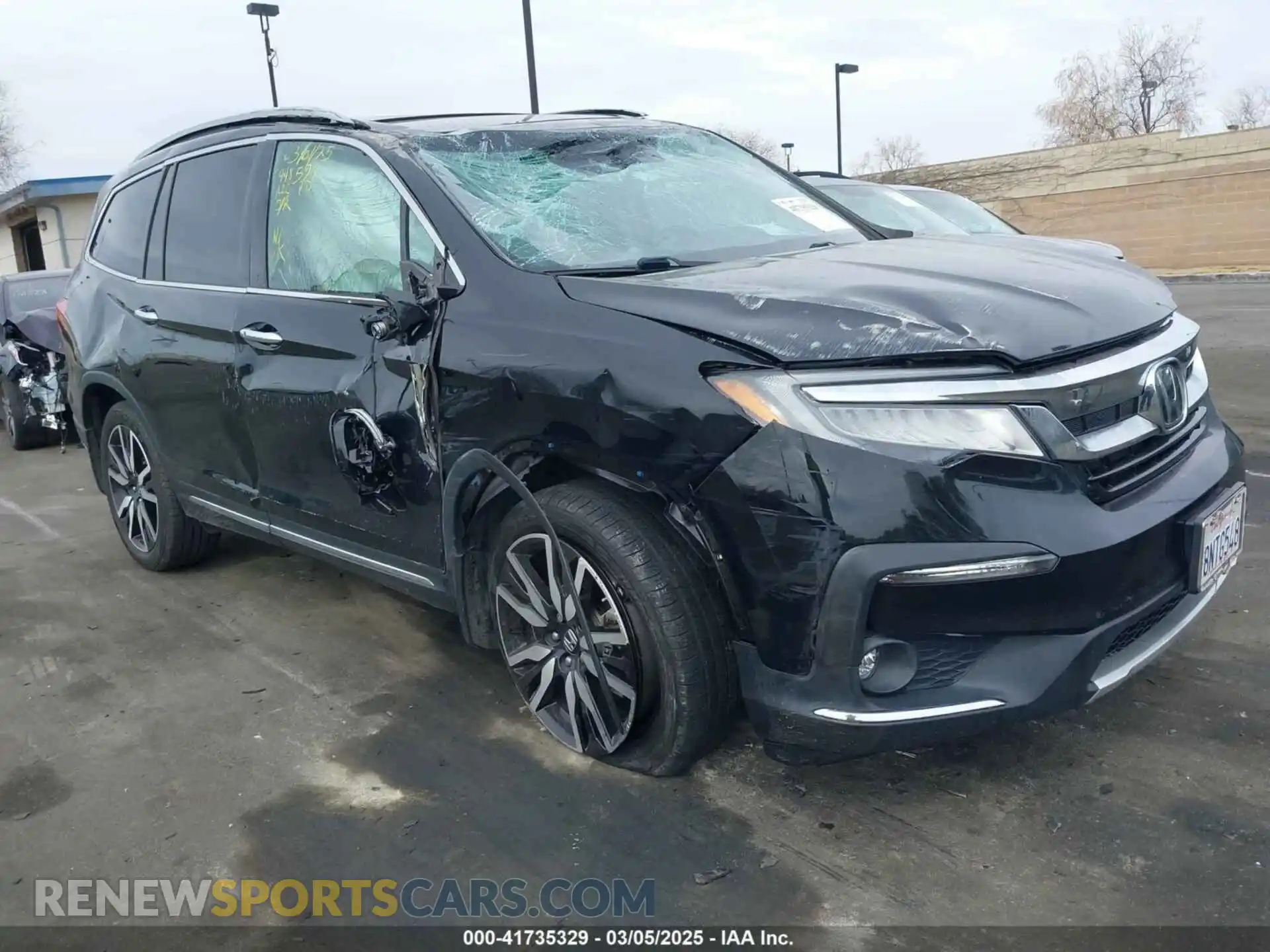 1 Photograph of a damaged car 5FNYF5H62LB009506 HONDA PILOT 2020