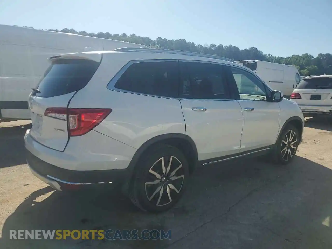 3 Фотография поврежденного автомобиля 5FNYF5H92LB017289 HONDA PILOT 2020