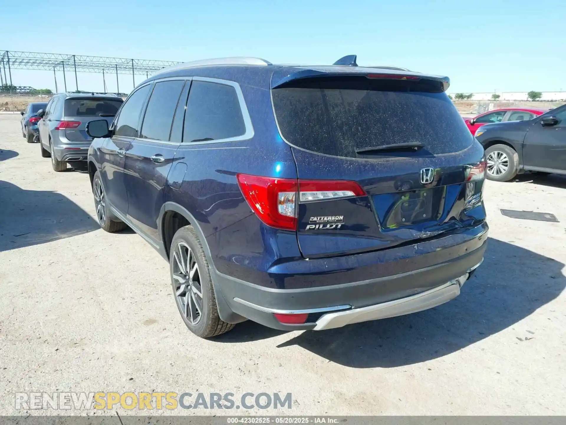 3 Photograph of a damaged car 5FNYF6H02LB054348 HONDA PILOT 2020