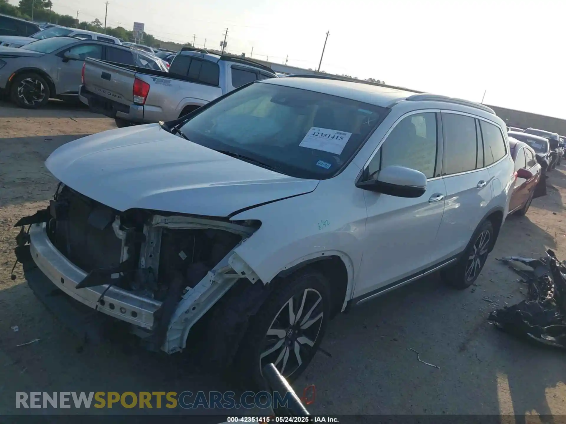 2 Фотография поврежденного автомобиля 5FNYF6H05LB028181 HONDA PILOT 2020