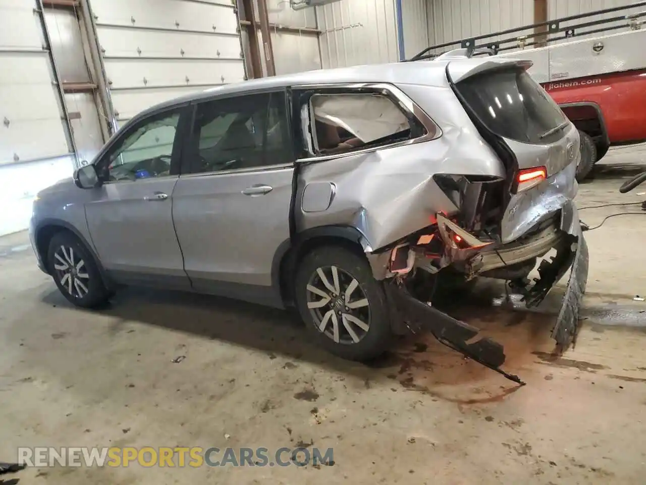 2 Photograph of a damaged car 5FNYF6H54LB013067 HONDA PILOT 2020