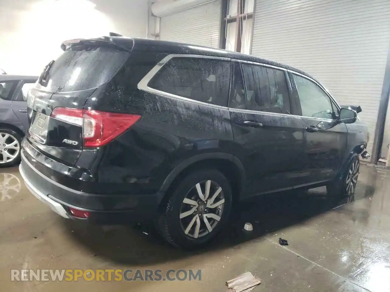 3 Photograph of a damaged car 5FNYF6H57LB064580 HONDA PILOT 2020