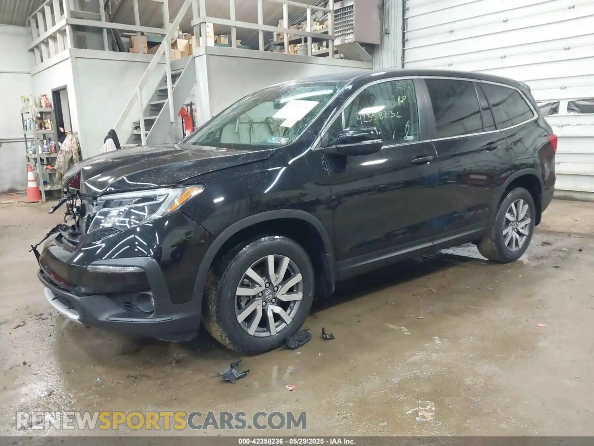 2 Photograph of a damaged car 5FNYF6H58LB061994 HONDA PILOT 2020