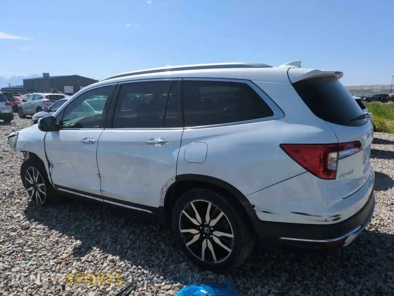 2 Photograph of a damaged car 5FNYF6H91LB001378 HONDA PILOT 2020