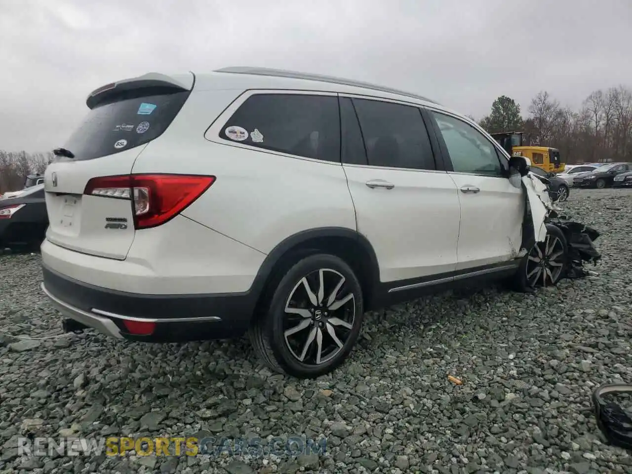 3 Photograph of a damaged car 5FNYF6H95LB053631 HONDA PILOT 2020