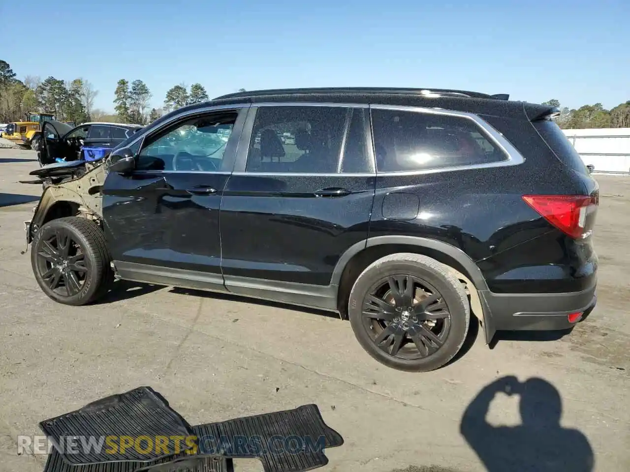 2 Photograph of a damaged car 5FNYF5H20MB025749 HONDA PILOT 2021