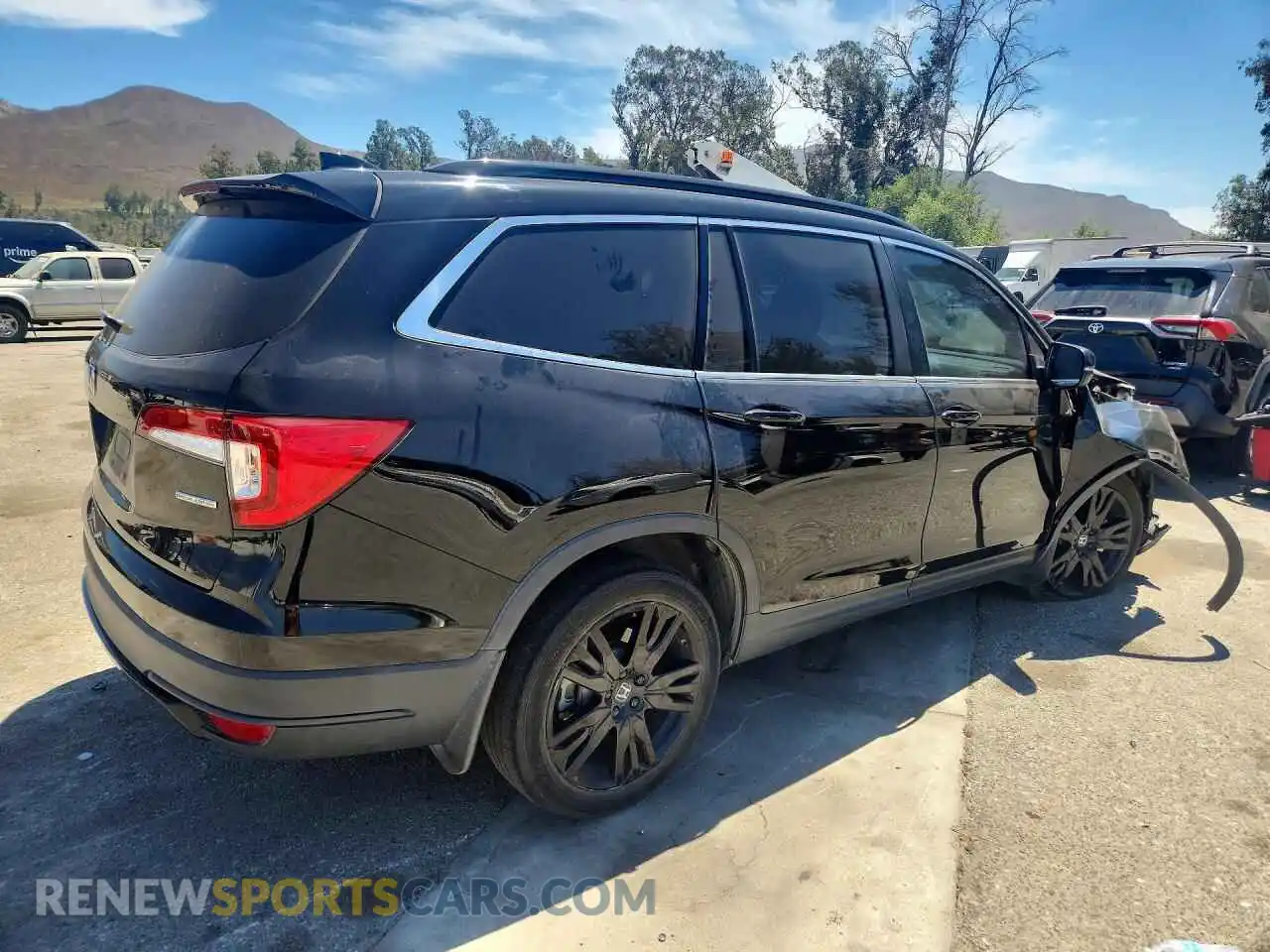 3 fotografías del automóvil dañado 5FNYF5H20MB047217 HONDA PILOT 2021