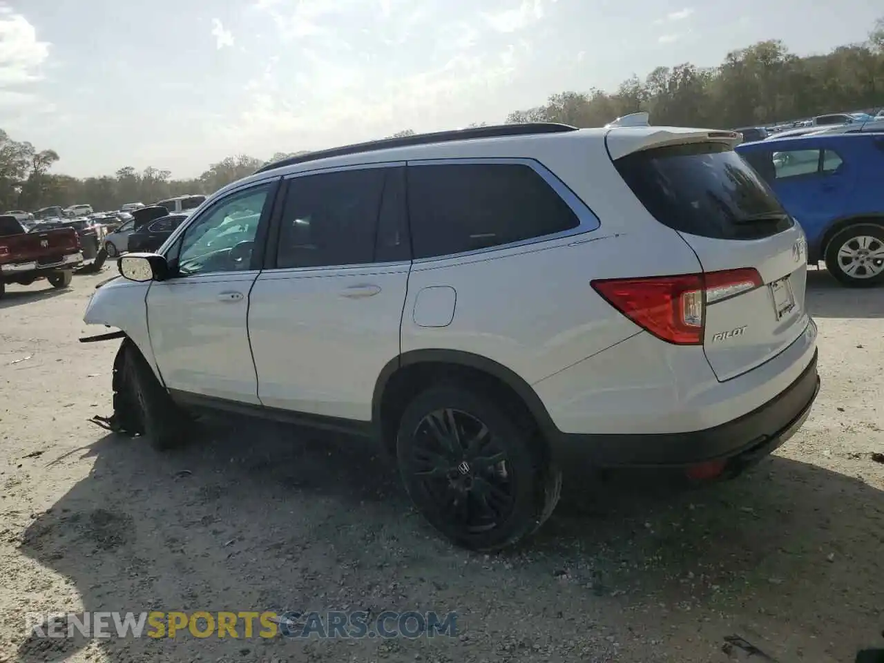 2 Photograph of a damaged car 5FNYF5H21MB008247 HONDA PILOT 2021
