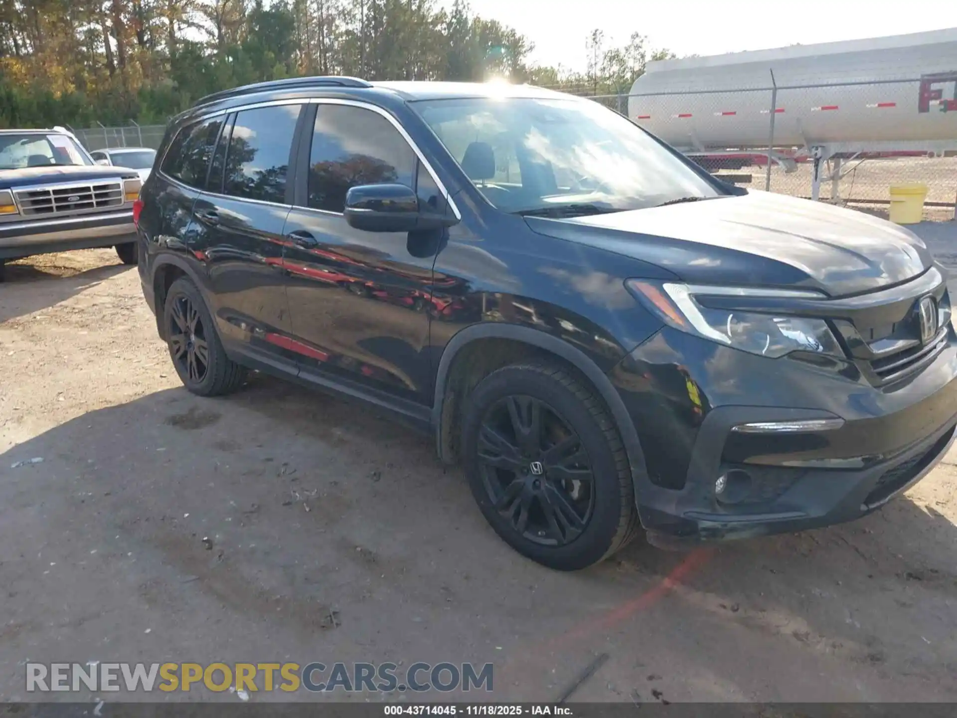 1 Photograph of a damaged car 5FNYF5H22MB000626 HONDA PILOT 2021