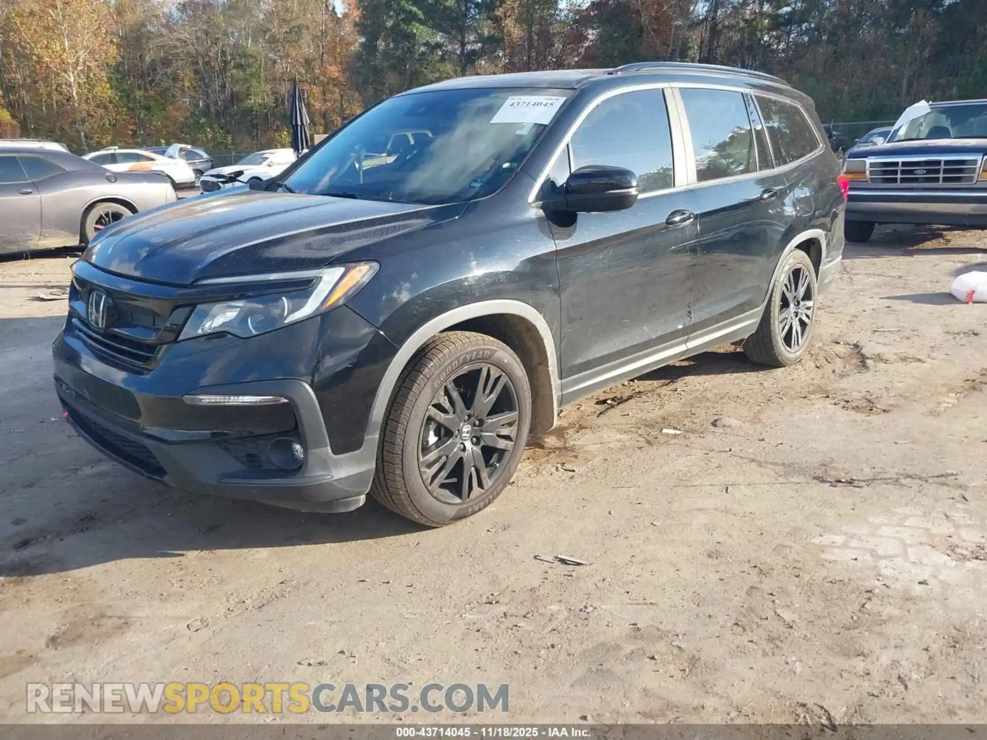 2 Photograph of a damaged car 5FNYF5H22MB000626 HONDA PILOT 2021