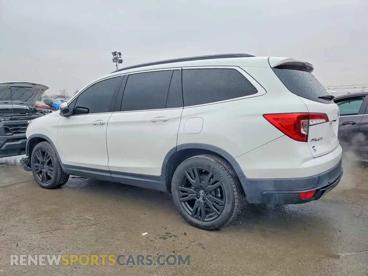 2 Photograph of a damaged car 5FNYF5H23MB008153 HONDA PILOT 2021