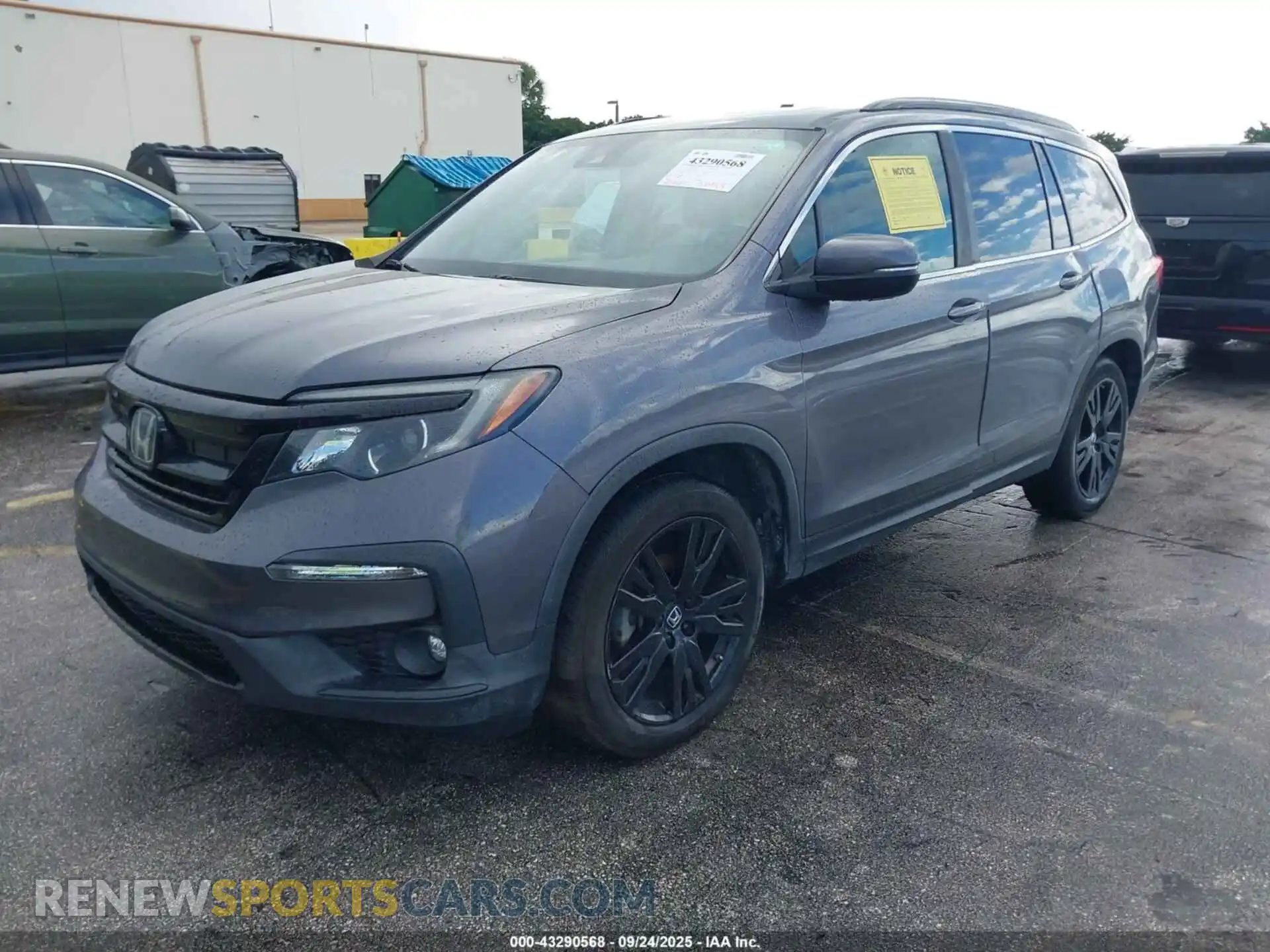 2 Photograph of a damaged car 5FNYF5H23MB036535 HONDA PILOT 2021