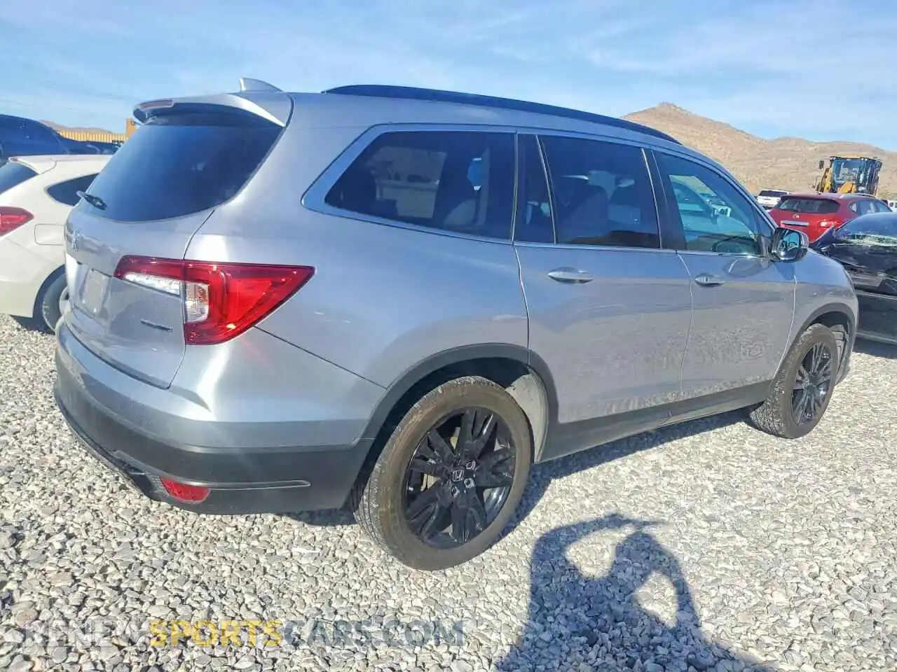3 Photograph of a damaged car 5FNYF5H24MB001129 HONDA PILOT 2021