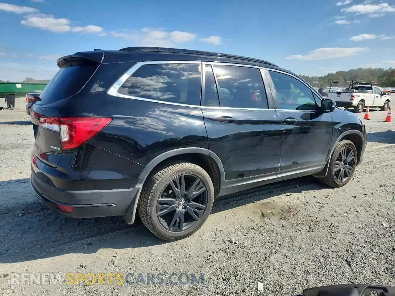 3 Photograph of a damaged car 5FNYF5H24MB005276 HONDA PILOT 2021
