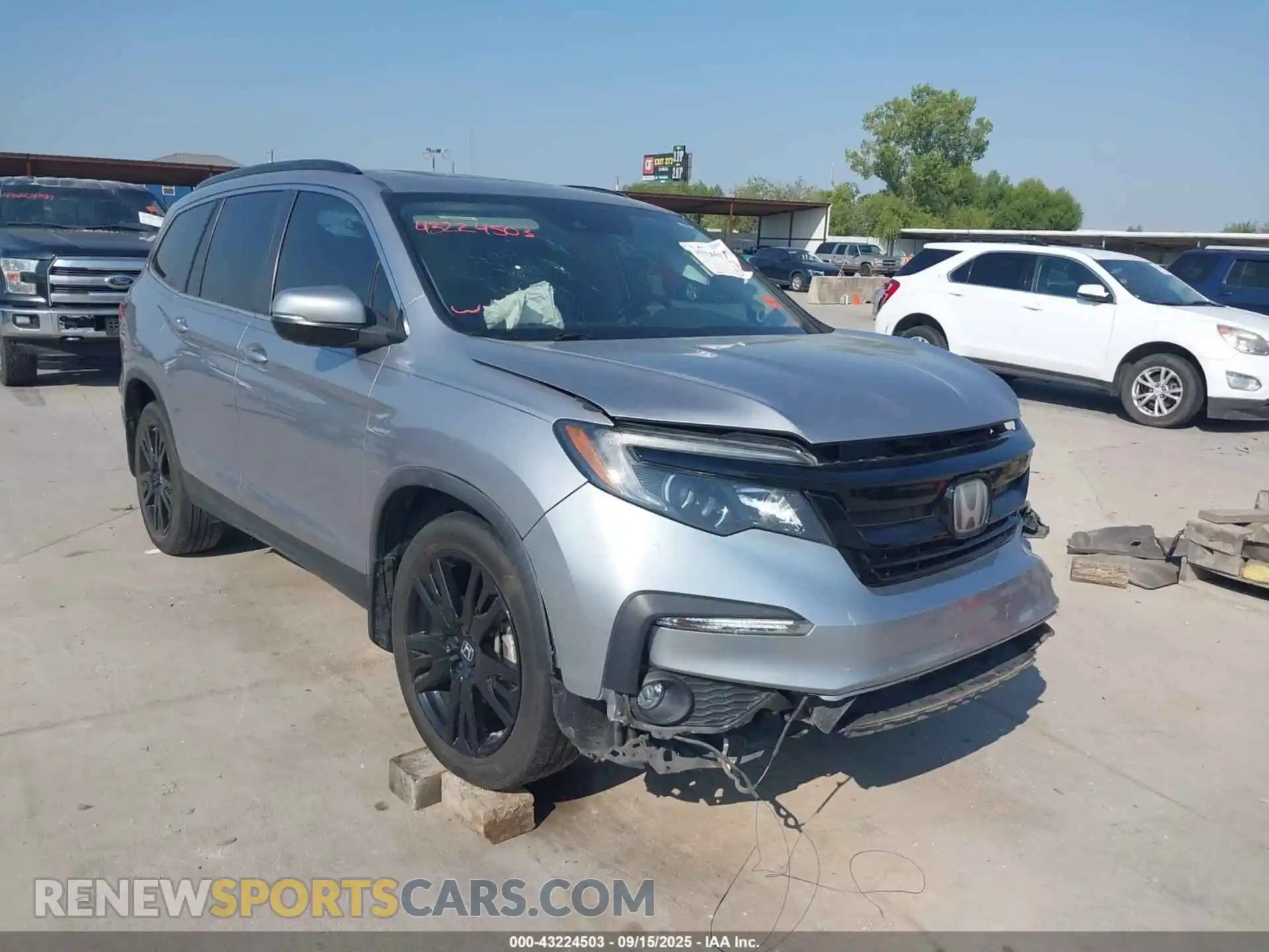 1 Photograph of a damaged car 5FNYF5H24MB018660 HONDA PILOT 2021