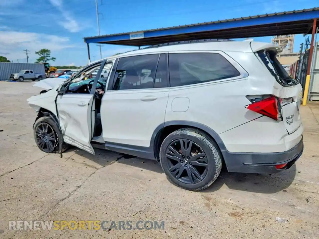 2 fotografías del automóvil dañado 5FNYF5H24MB033823 HONDA PILOT 2021