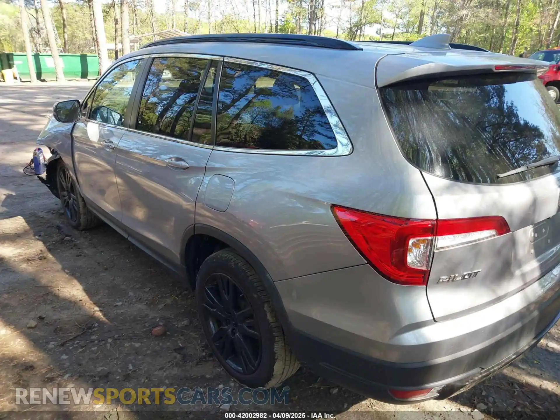 3 Photograph of a damaged car 5FNYF5H25MB028677 HONDA PILOT 2021