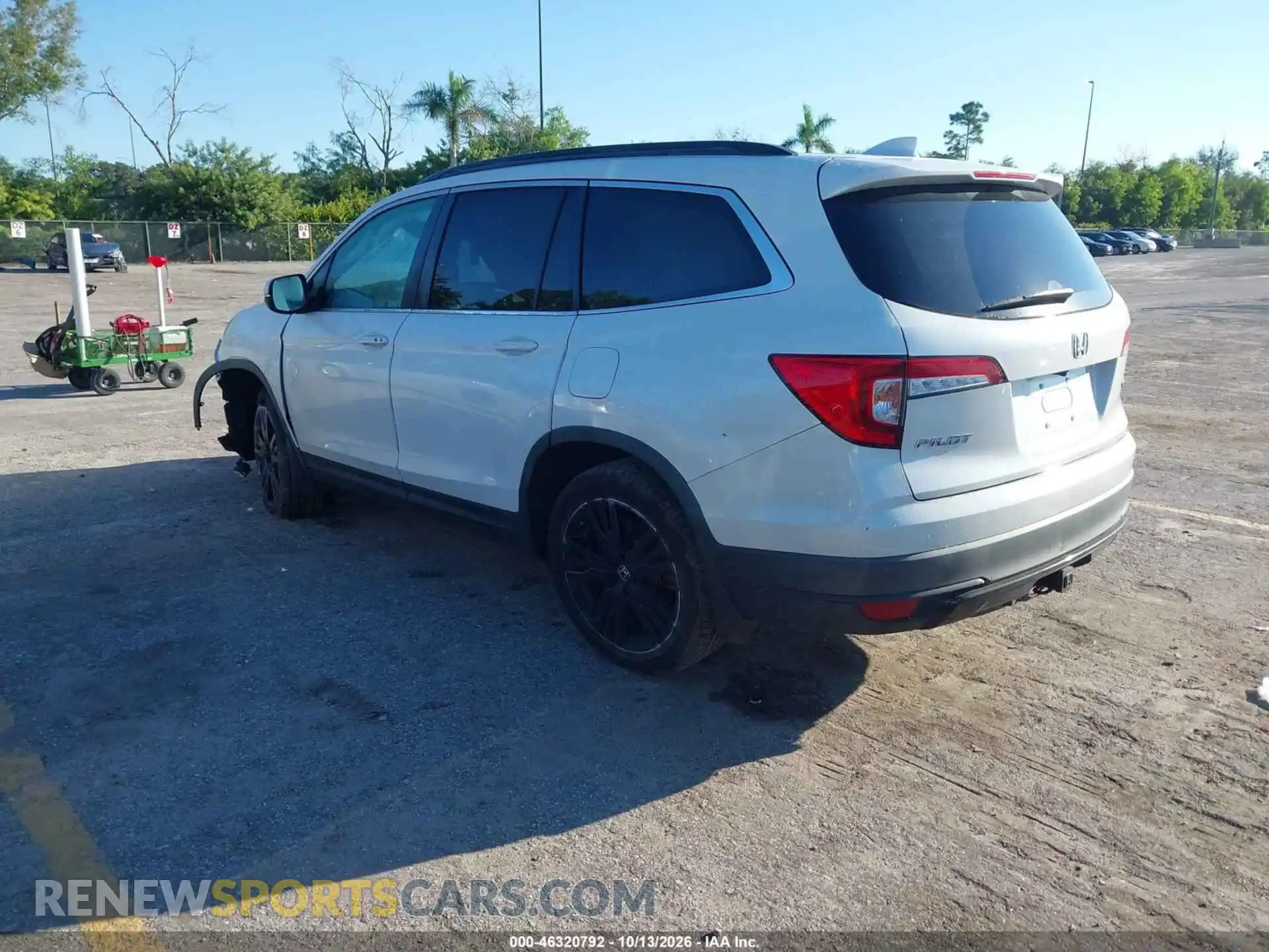 3 fotografías del automóvil dañado 5FNYF5H25MB036777 HONDA PILOT 2021