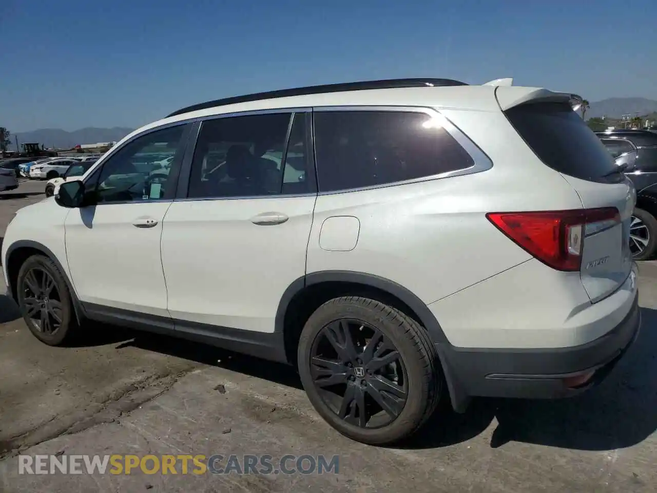 2 Photograph of a damaged car 5FNYF5H27MB035842 HONDA PILOT 2021