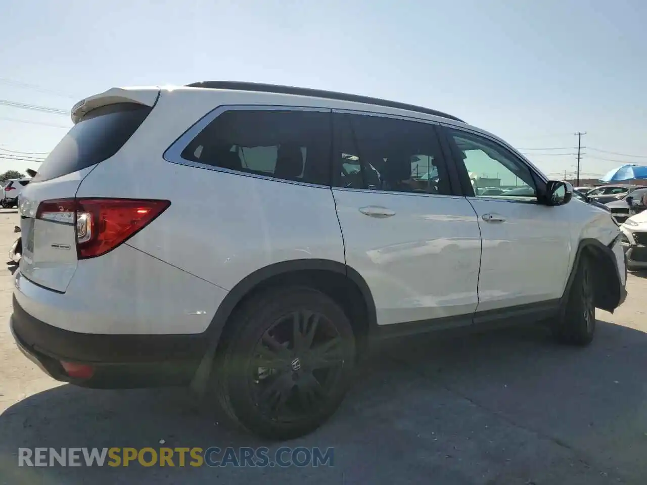 3 Photograph of a damaged car 5FNYF5H27MB035842 HONDA PILOT 2021