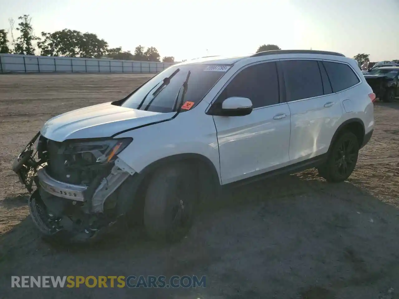 1 Photograph of a damaged car 5FNYF5H29MB044977 HONDA PILOT 2021