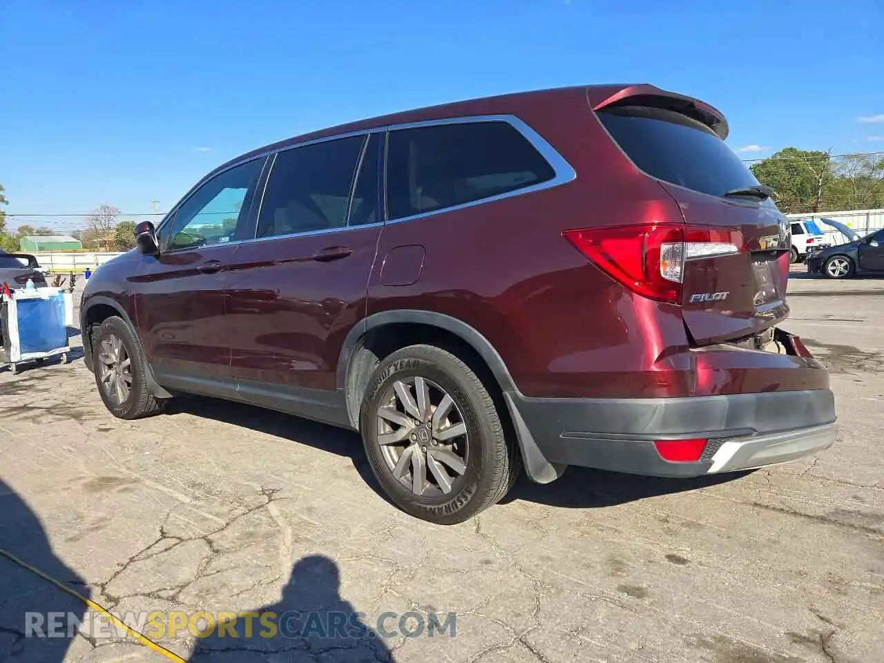 2 fotografías del automóvil dañado 5FNYF5H31MB034646 HONDA PILOT 2021