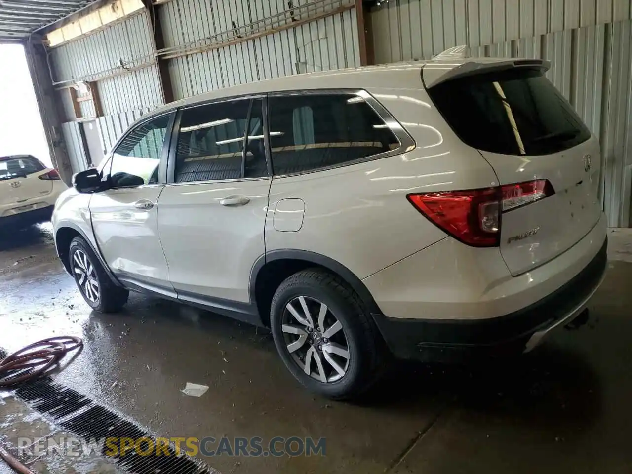 2 Photograph of a damaged car 5FNYF5H32MB012302 HONDA PILOT 2021