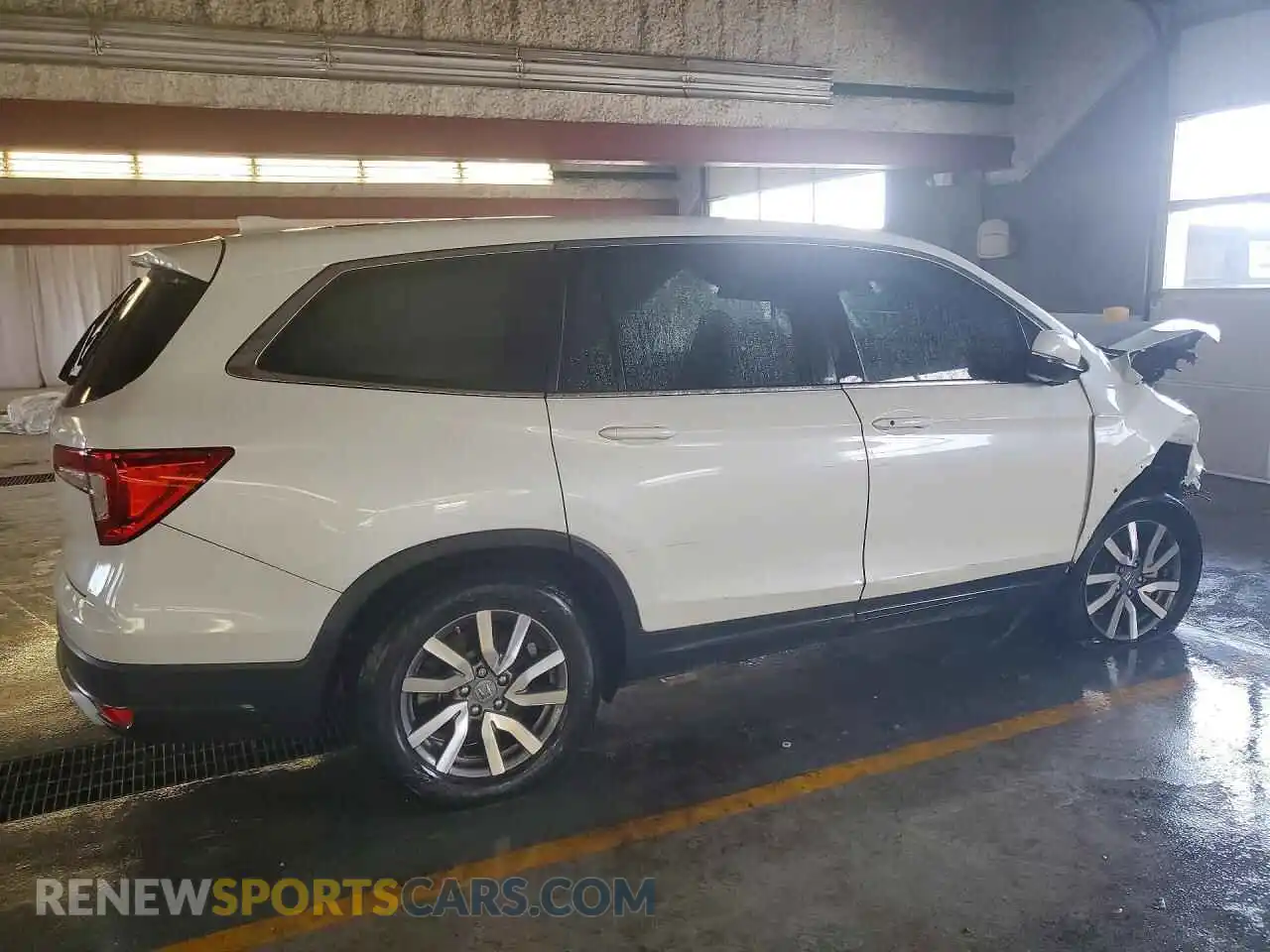 3 Фотография поврежденного автомобиля 5FNYF5H32MB018472 HONDA PILOT 2021