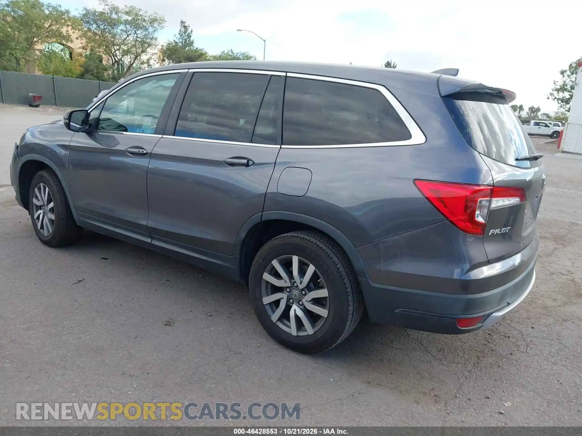3 fotografías del automóvil dañado 5FNYF5H38MB027094 HONDA PILOT 2021