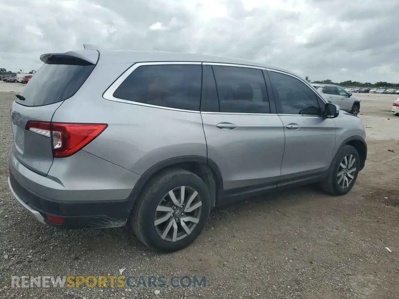 3 Photograph of a damaged car 5FNYF5H38MB029119 HONDA PILOT 2021
