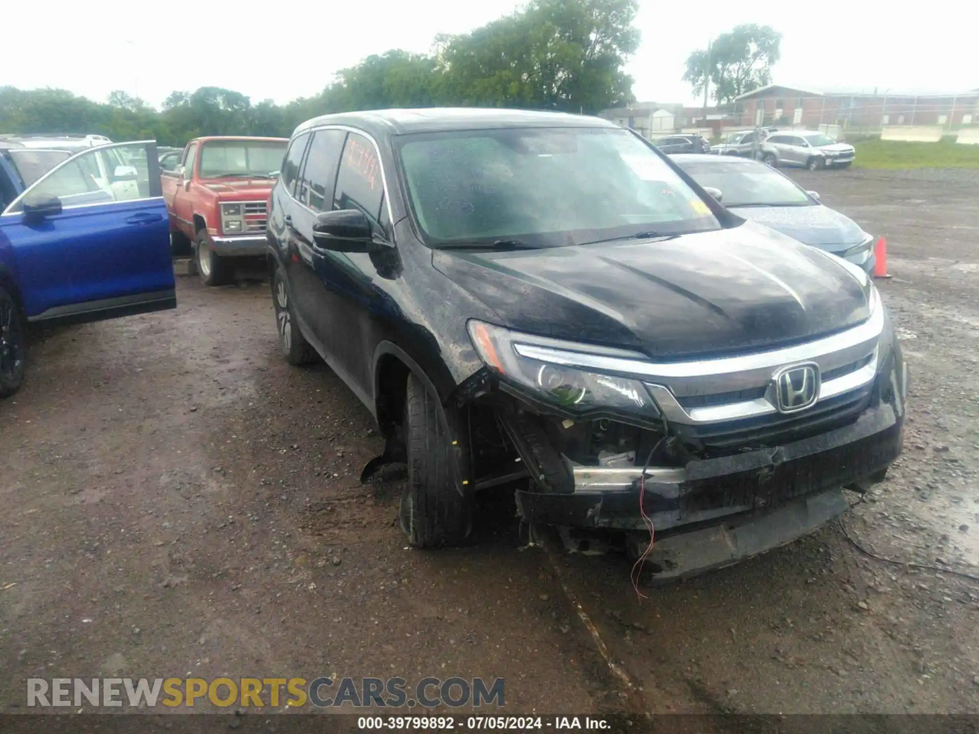 1 Photograph of a damaged car 5FNYF5H50MB011165 HONDA PILOT 2021