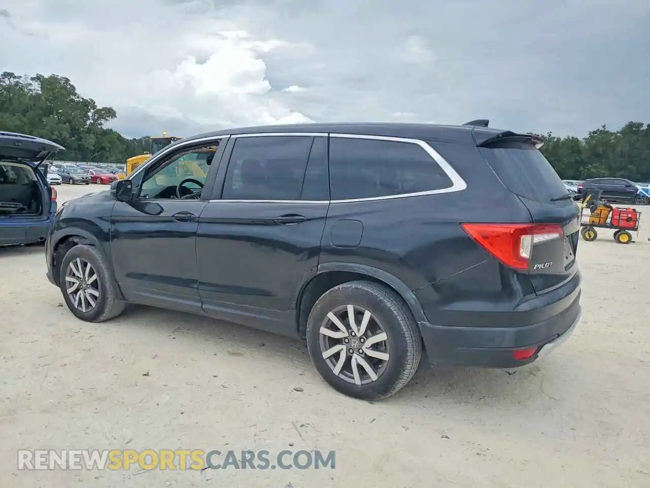 2 Photograph of a damaged car 5FNYF5H50MB015071 HONDA PILOT 2021