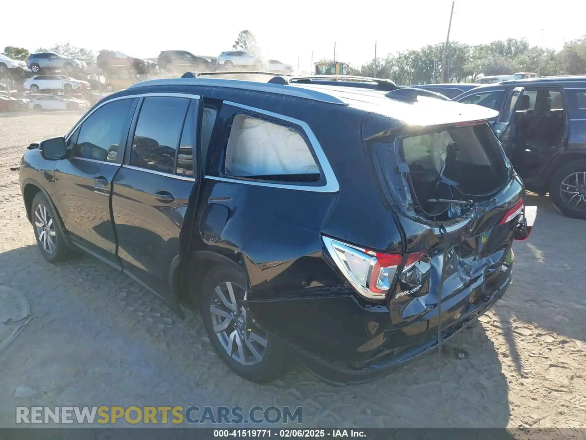 3 Photograph of a damaged car 5FNYF5H50MB038821 HONDA PILOT 2021