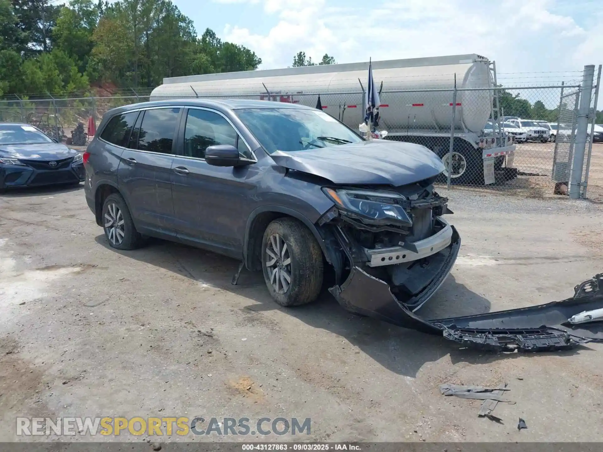 1 Photograph of a damaged car 5FNYF5H52MB013094 HONDA PILOT 2021