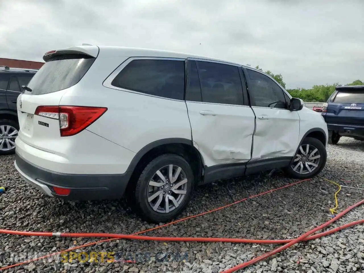 3 Photograph of a damaged car 5FNYF5H53MB024153 HONDA PILOT 2021