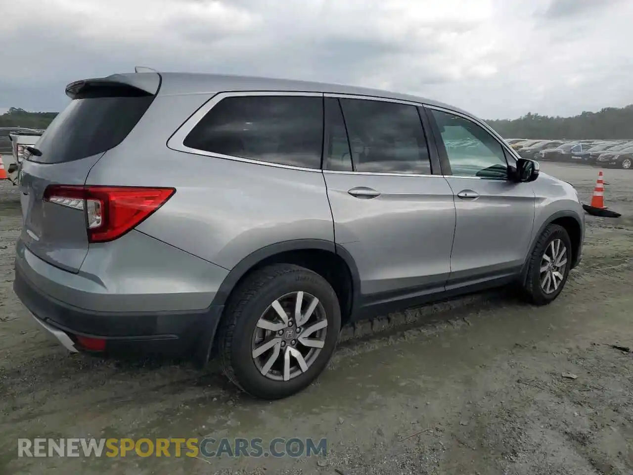3 Photograph of a damaged car 5FNYF5H54MB009340 HONDA PILOT 2021