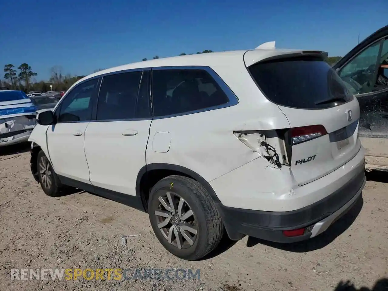 2 Photograph of a damaged car 5FNYF5H55MB007001 HONDA PILOT 2021